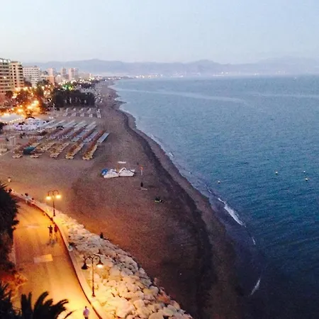 Bay View Castillo Santa Clara Apartment